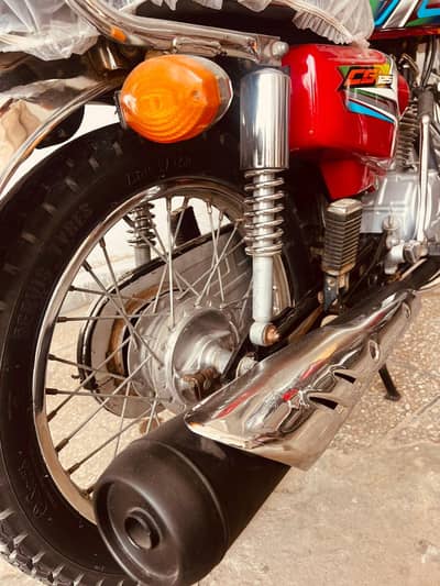 Honda 125cc 2023 model new condition