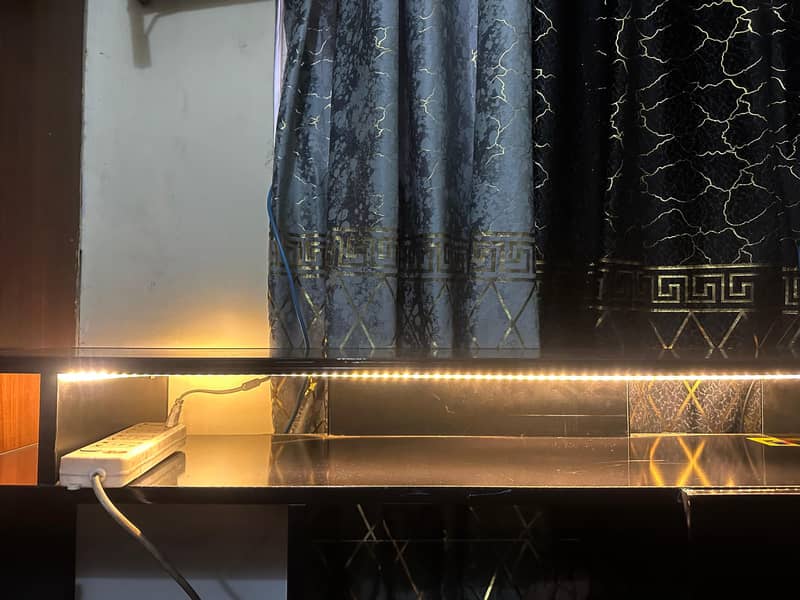 Led rack 1