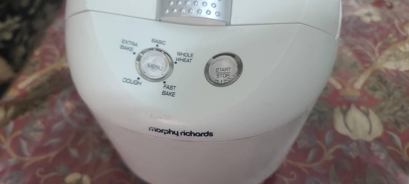 Murphy Richards bread maker 3