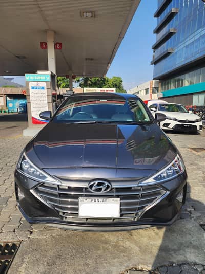 HYUNNDAI ELANTRA GLS 2.0 2022 MODEL