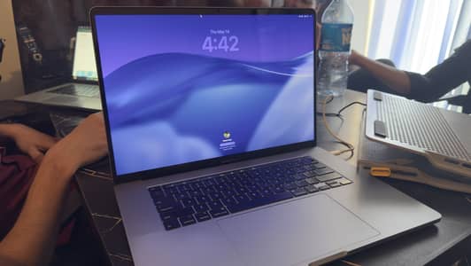 Macbook pro 2019 core i9 16”