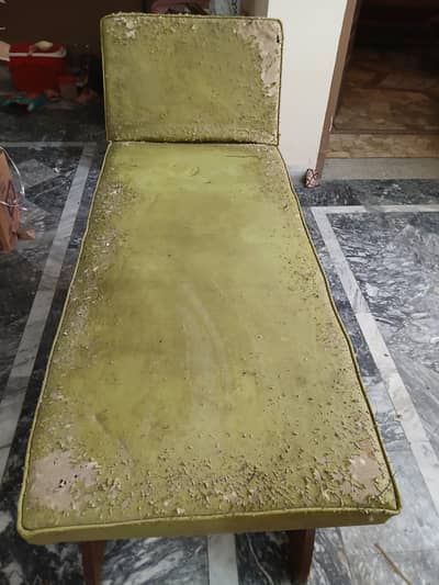 Facial bed