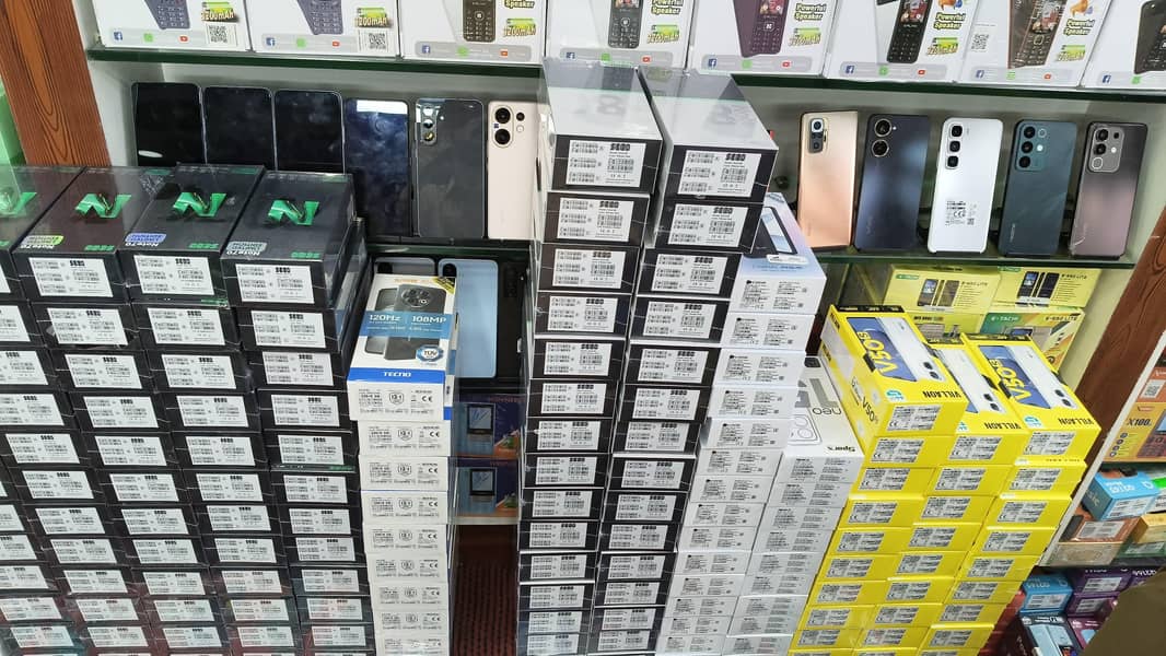 اسان کس طور پر موبائل فون حاصل کریں 8
