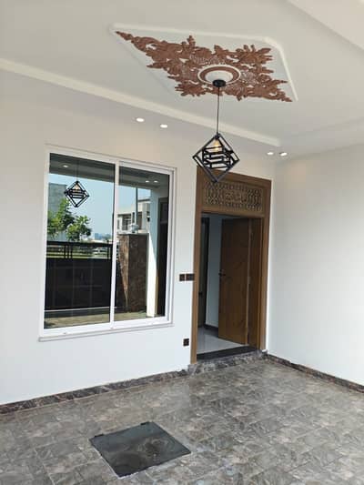 Brand New 8 Marla House