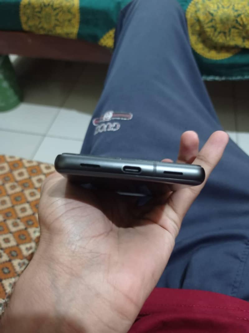 Pixel 7a 5