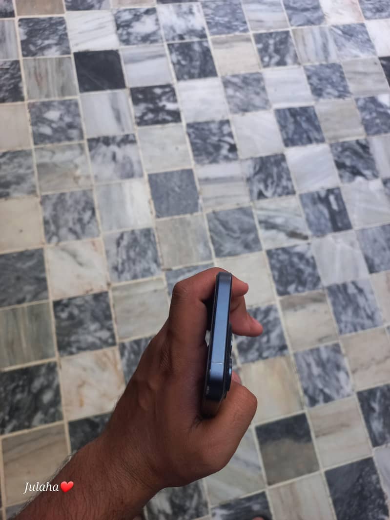 Iphone 15 Pro 2