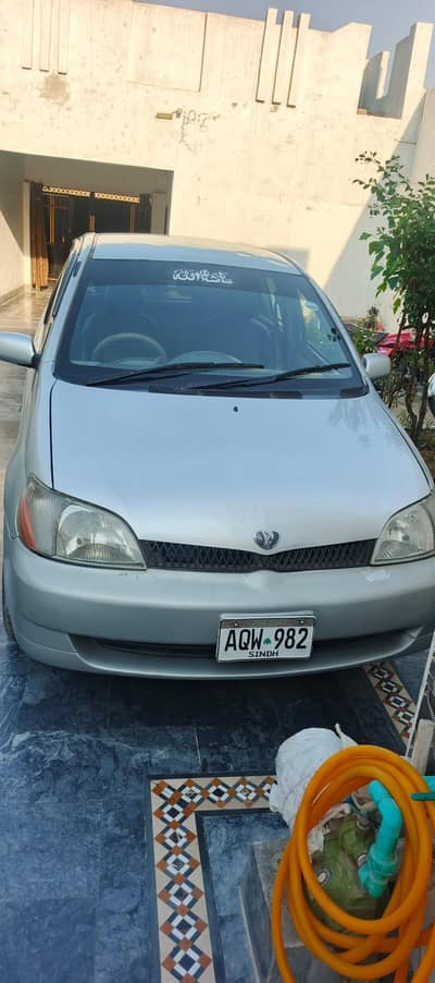 Toyota platz automatic 1000 cc