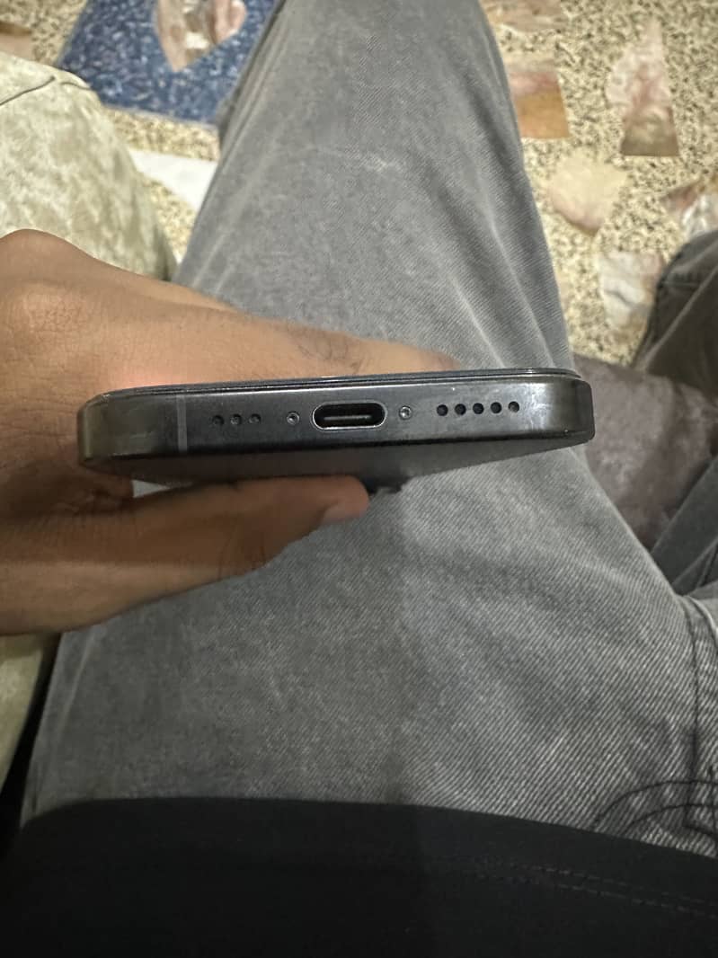 Iphone 16 pro 2