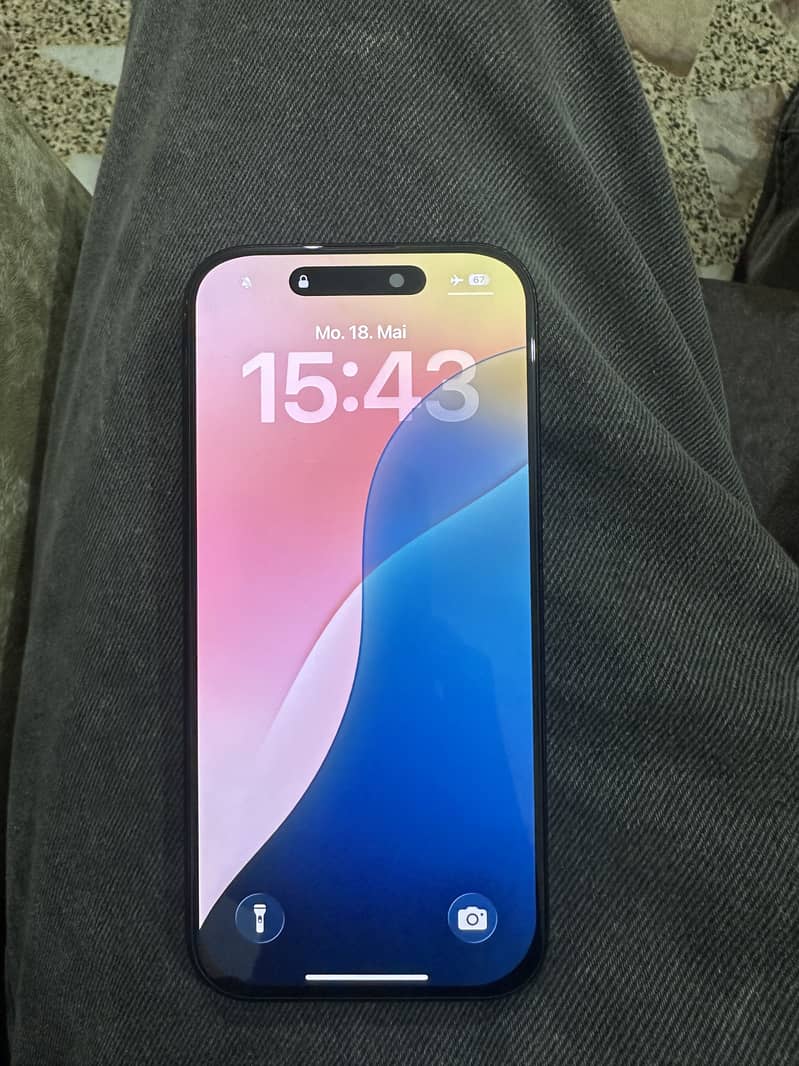 Iphone 16 pro 3