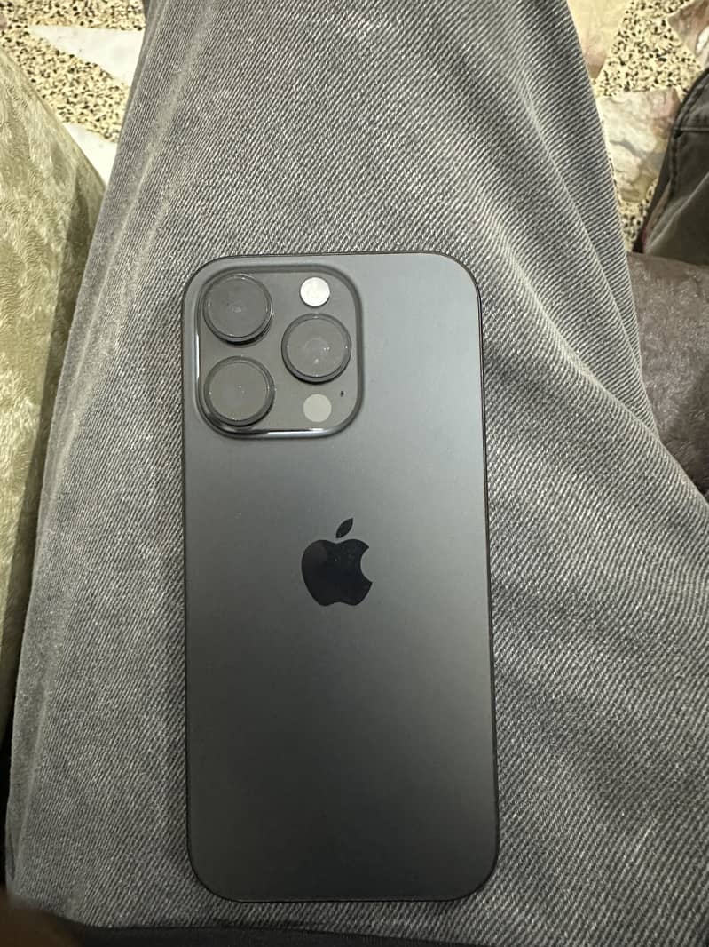Iphone 16 pro 6