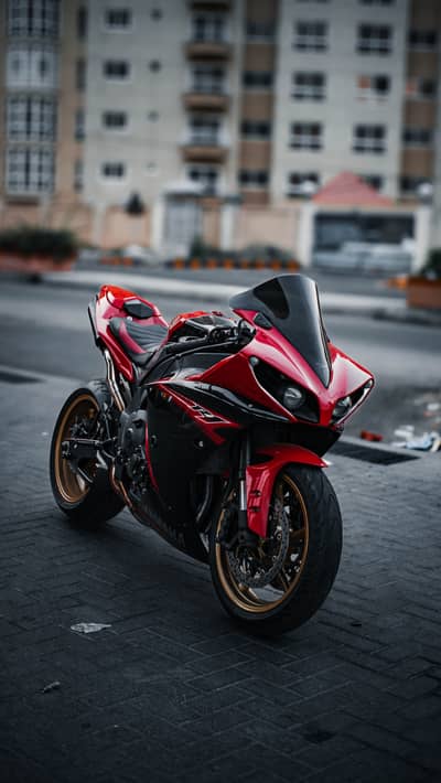 Yamaha R1 - 2013