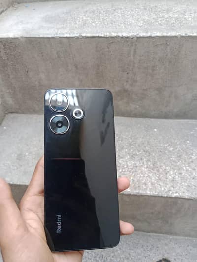 REDME 13  8 128 CONDITION OK WRENTY 4MONTH WITH BOX CHRGER