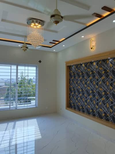 5 Marla House In G-14 Of G-14 Is Available For rent