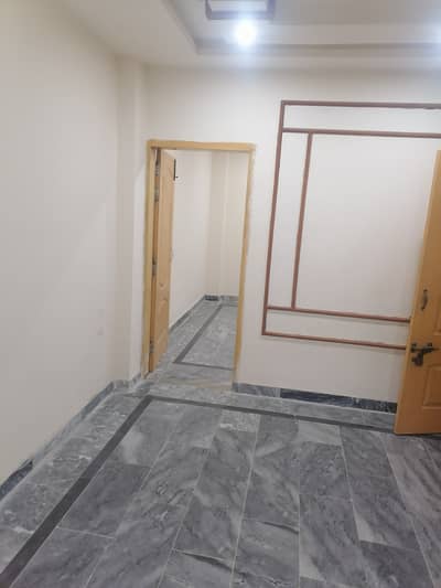 1 room for family saprit room For rent