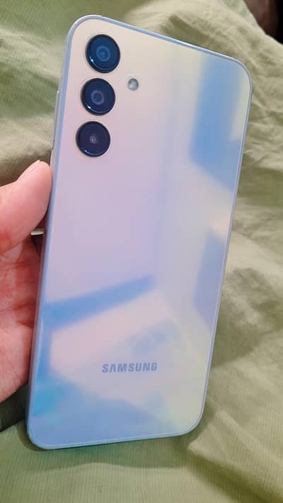 Samsung A15 5G 8GB 256GB with box new Condition