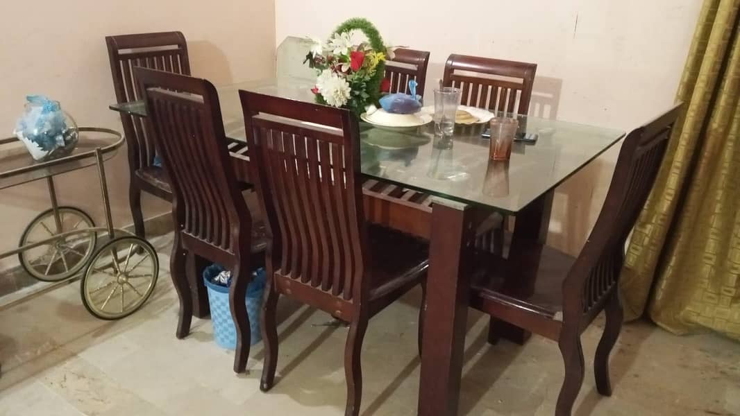 6 Seater Dining Table 0