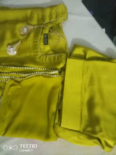 Shamose Silk 3pc Suit with Farshi Shalwar - Medium Size