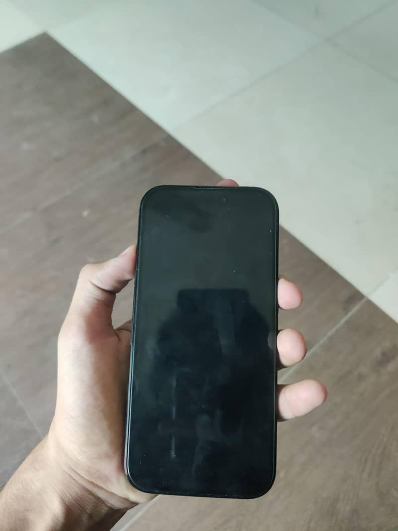 iphone 16pro with box 6