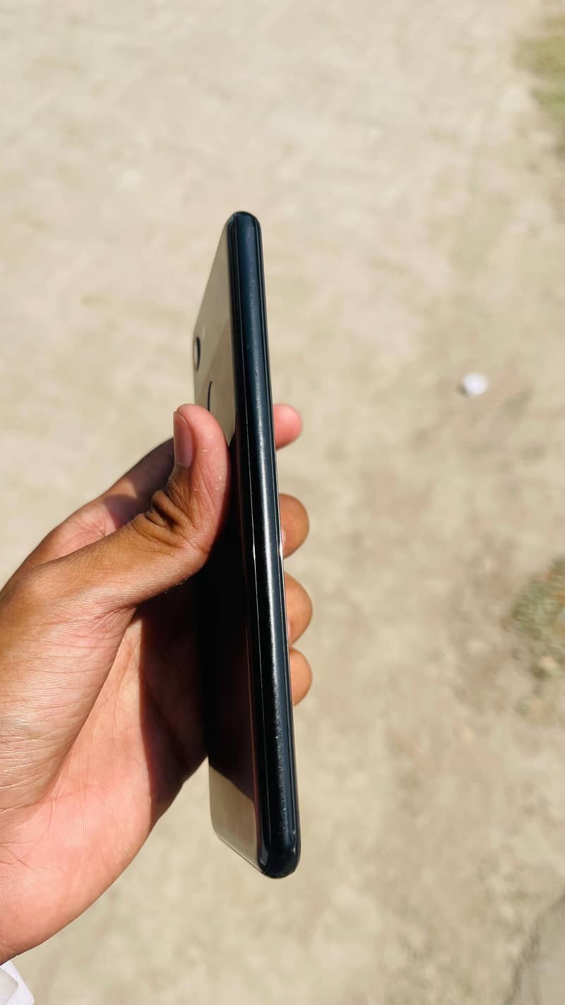 Google Pixel 3 | 8/10 3