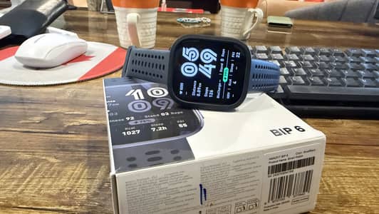 Amazfit Bip 6 - Black with case