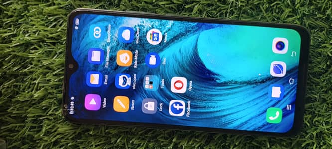 vivo s1 pta Approved 4 Ram 128Gb all ok  only touch brake