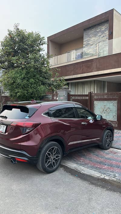 Honda vezel Z package