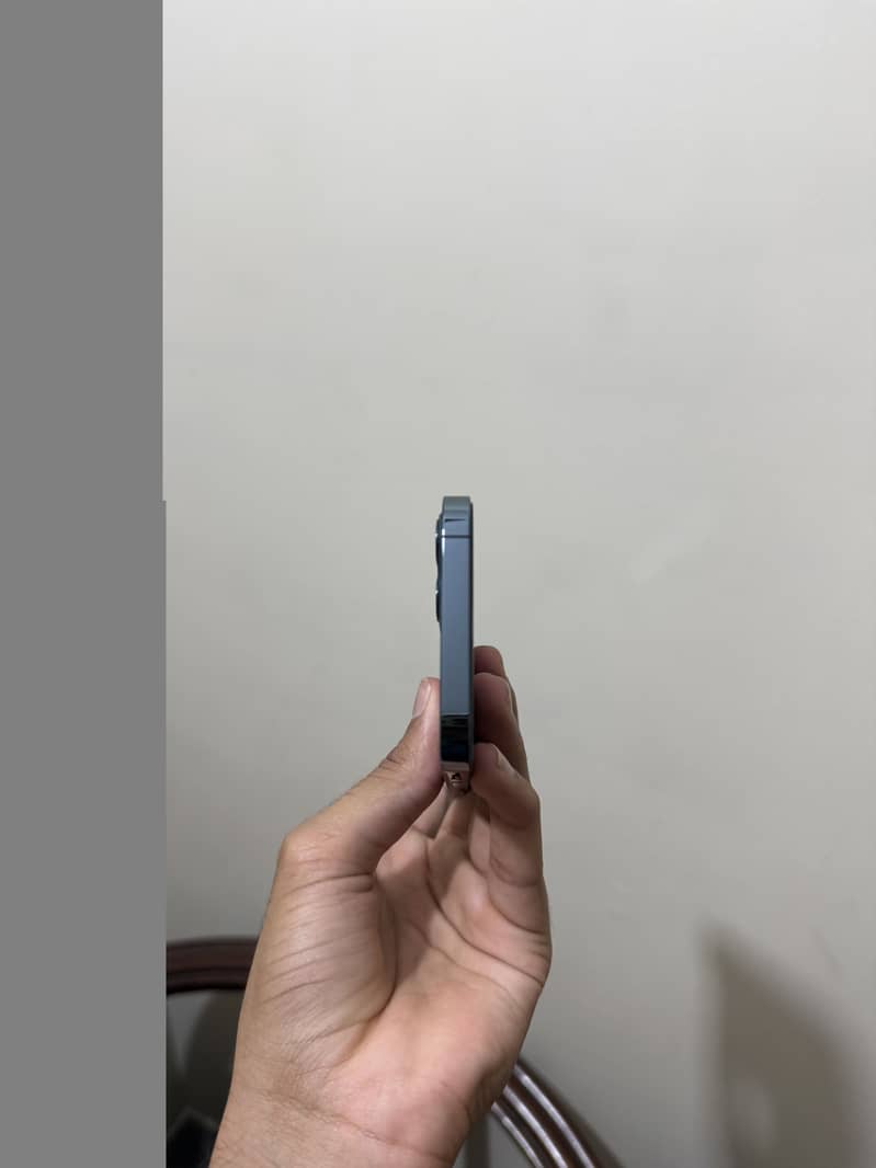 Iphone 12 pro 4