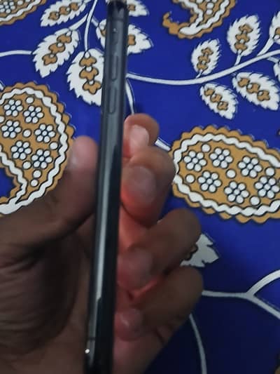 Iphone x pta approved black colour