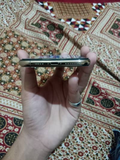 Xs max Factory Unlock 64 gb