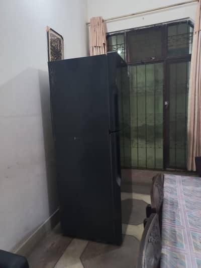 Used Gree Refrigerator Full Jambo Saize