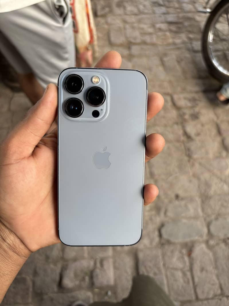 Iphone 13 pro 4