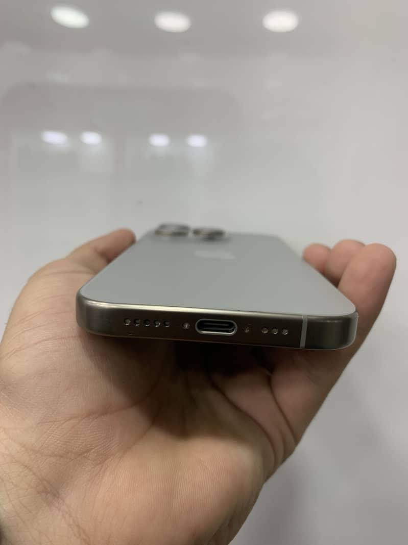 Iphone 15 pro 3