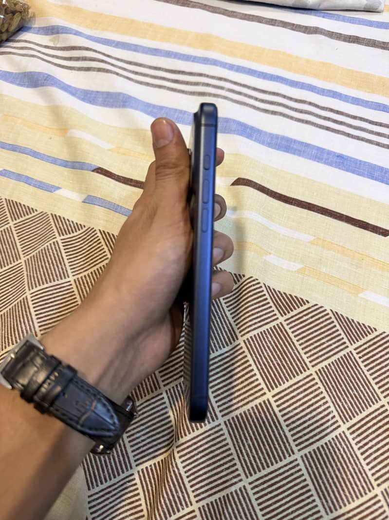 Iphone 17 pro max 5