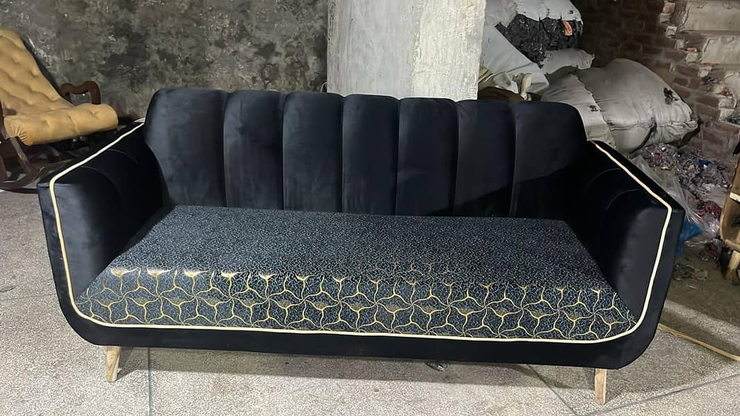 Premium Sofas & Beds – Perfect Condition (10/10) 6