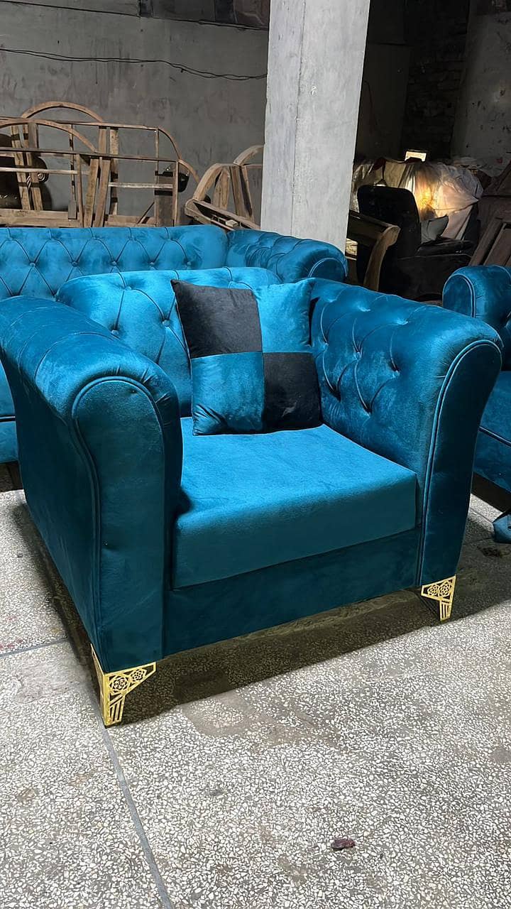 Premium Sofas & Beds – Perfect Condition (10/10) 7