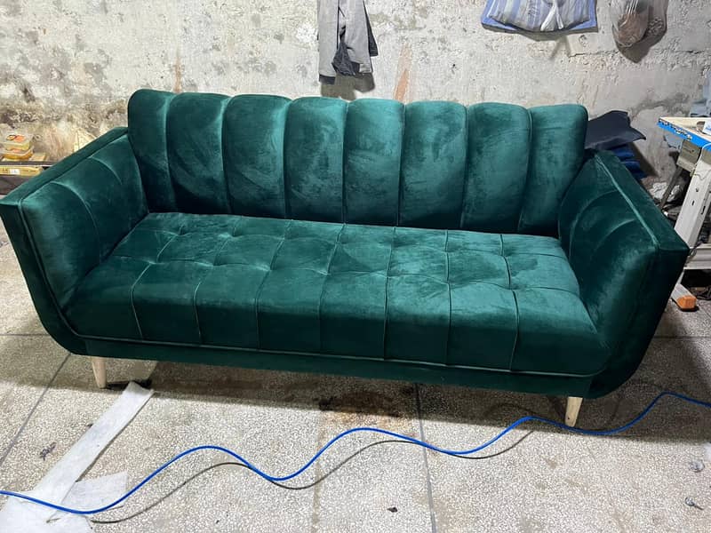 Premium Sofas & Beds – Perfect Condition (10/10) 10
