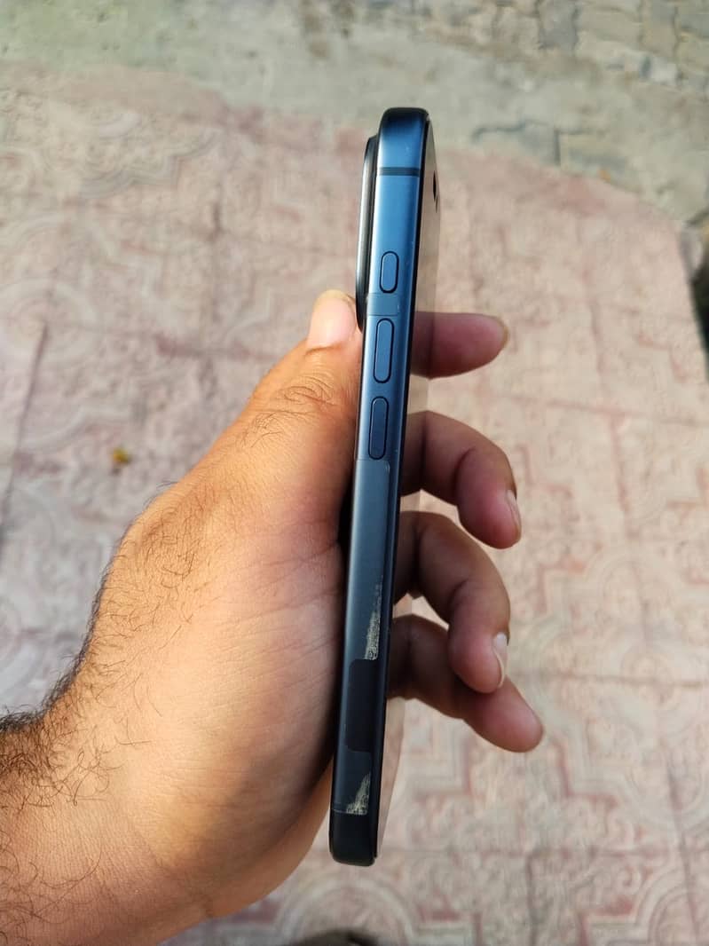 17 pro 4