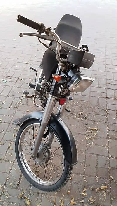 Urgent Sale Unique Motorcycle CD 70