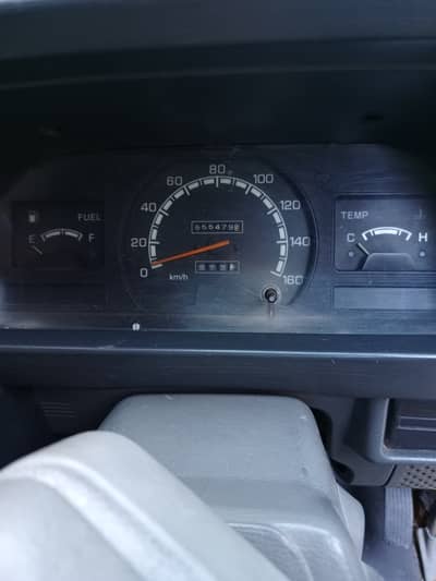 Mitsubishi L300 2008