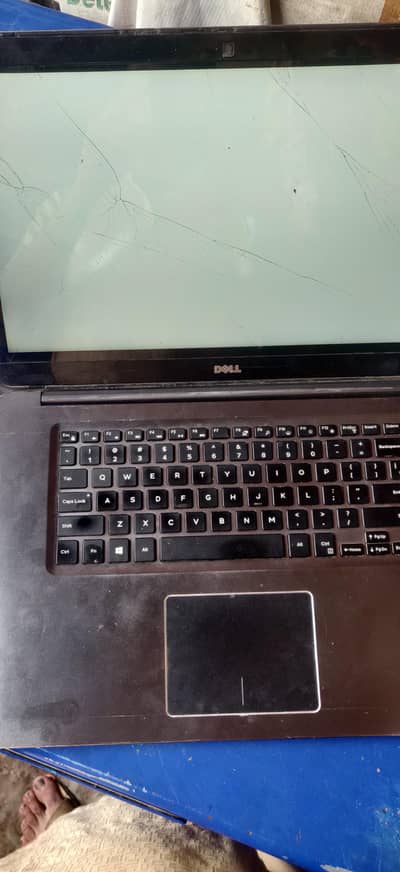 dell Inspiron 15 7000 series 7547