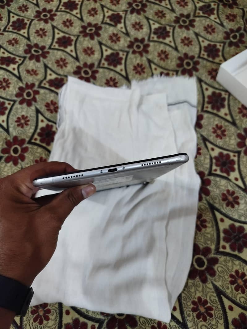 Tab LG 5