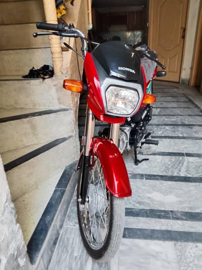 Honda CD 70 Dream red unregistered