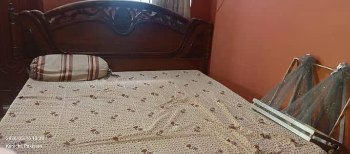 king bed