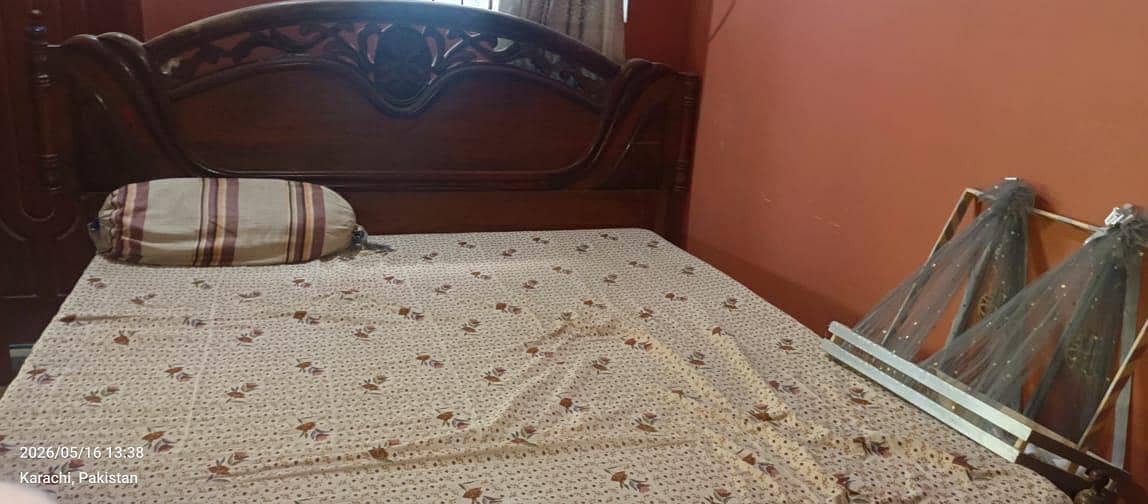 king bed 0