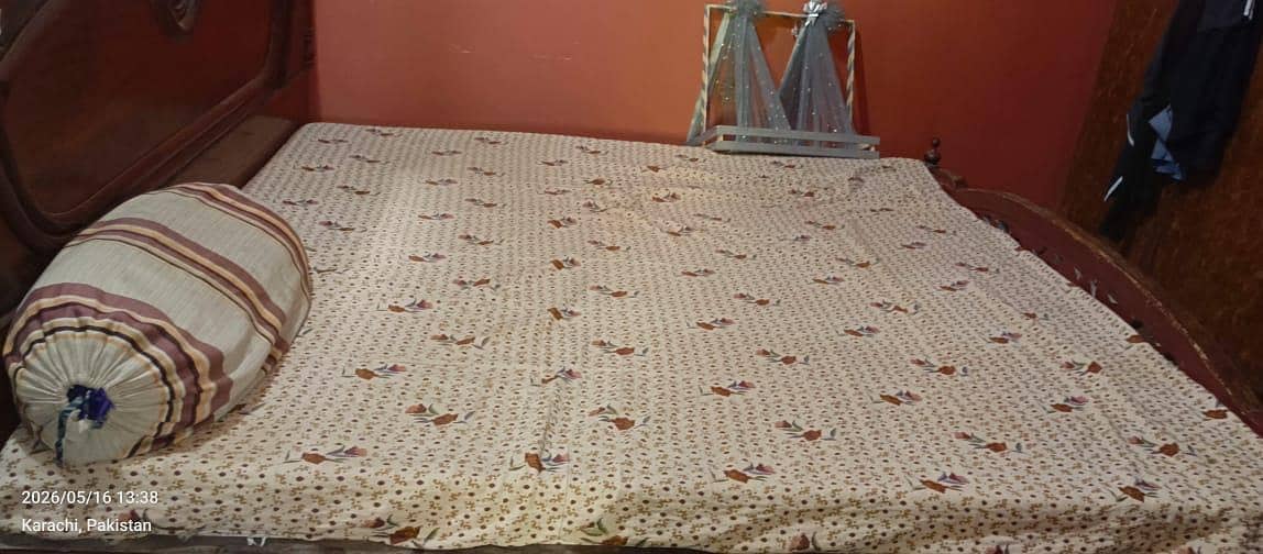 king bed 1