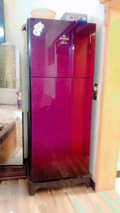large size dawlance fridge