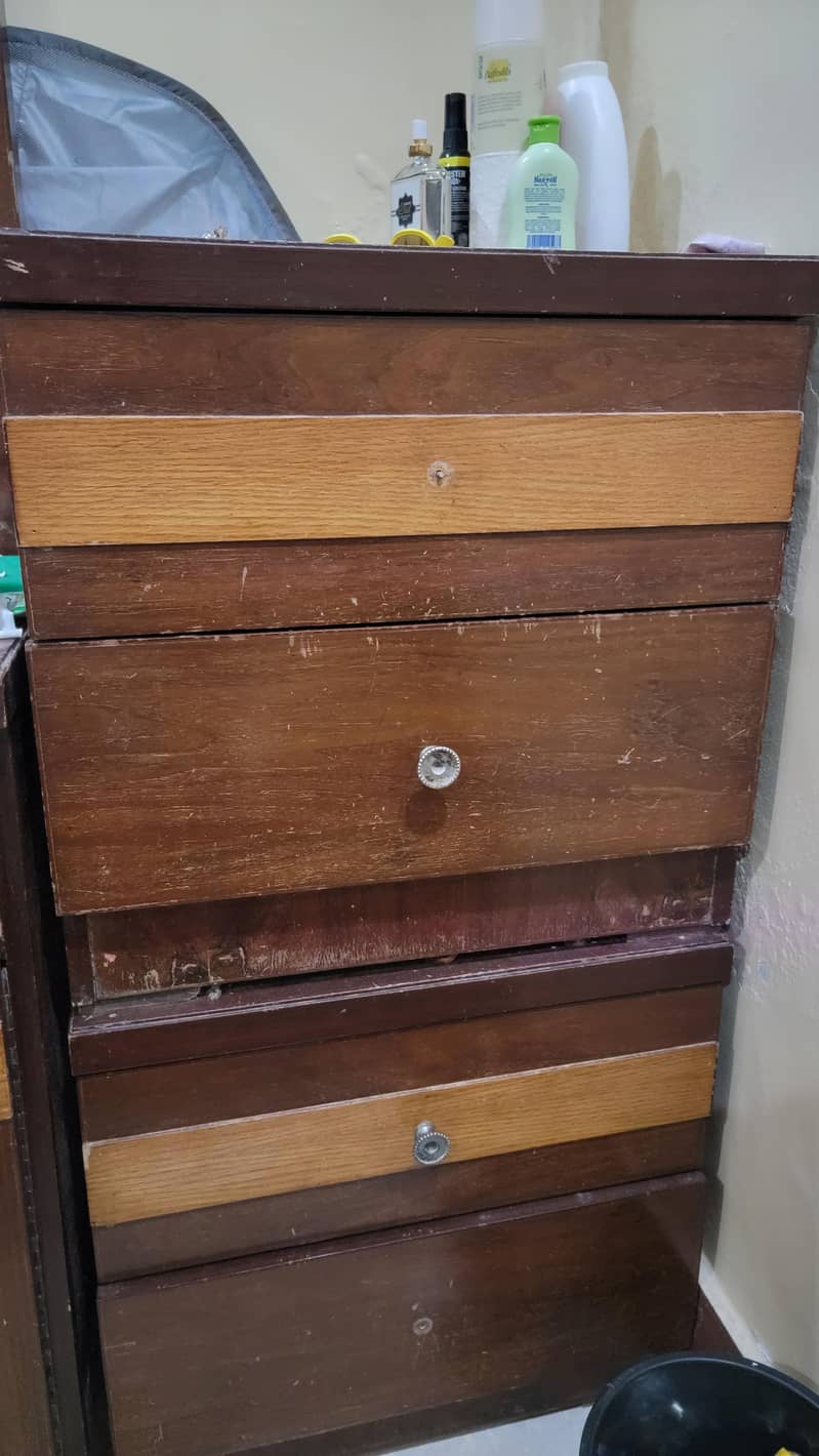 bed side tables 0