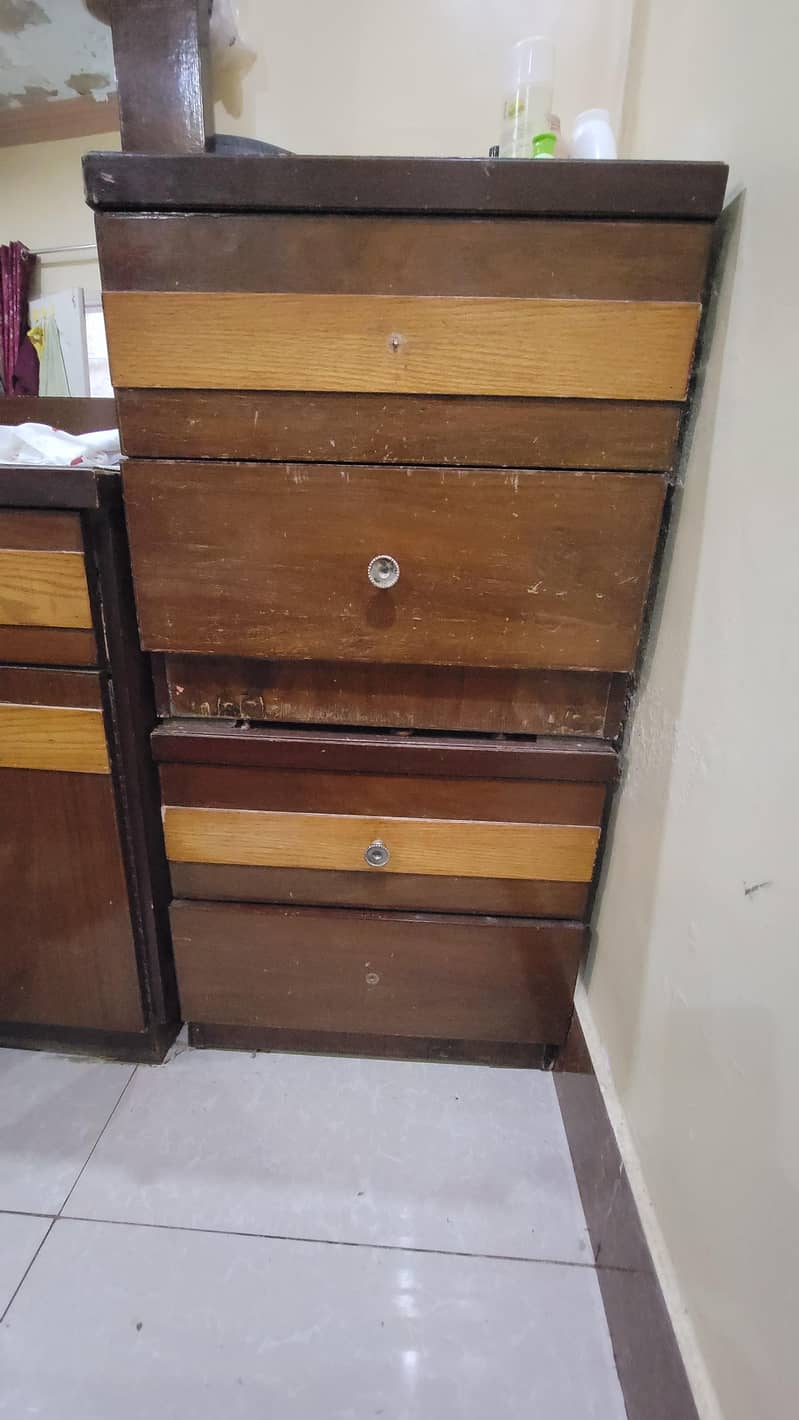 bed side tables 3