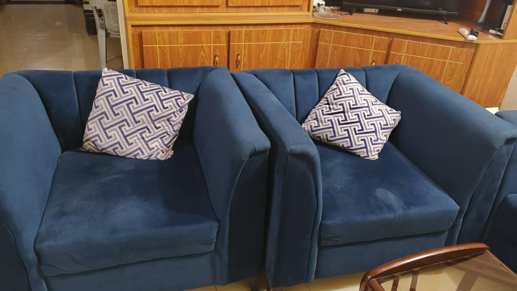 Sofas For sell 3