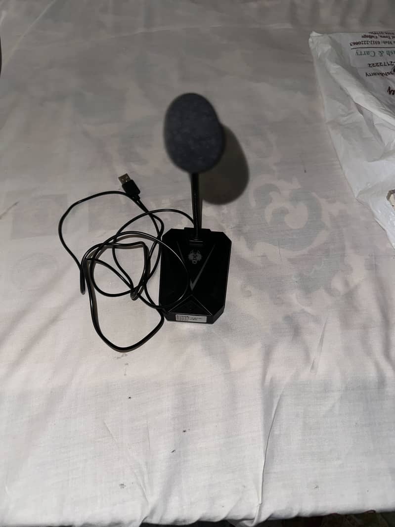 Pc mic with box 0
